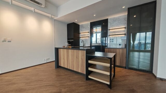 飯廳設有中島式備餐間