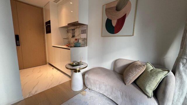 PHOTO-2025-11-24-19-05-50 8