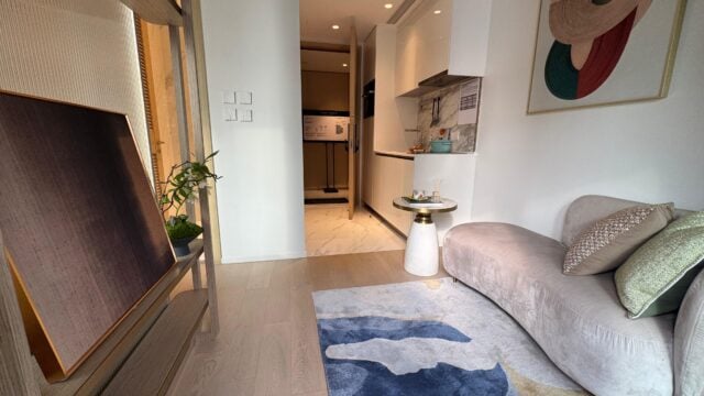 PHOTO-2025-11-24-19-05-50 7